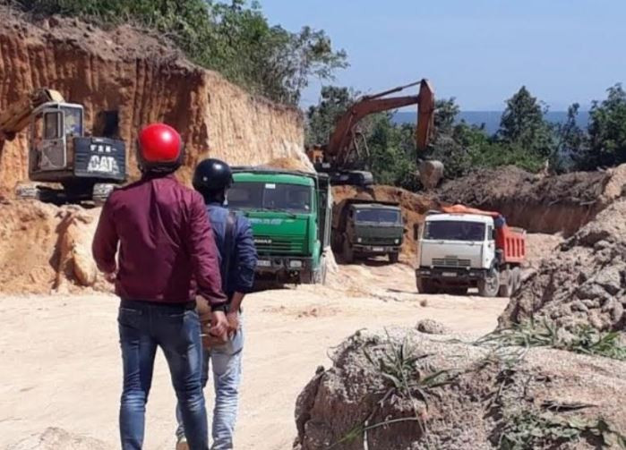 Khai thác khoáng sản trái phép ở Gia Lai: Tỉnh đề nghị xử lý, huyện “ngó lơ”