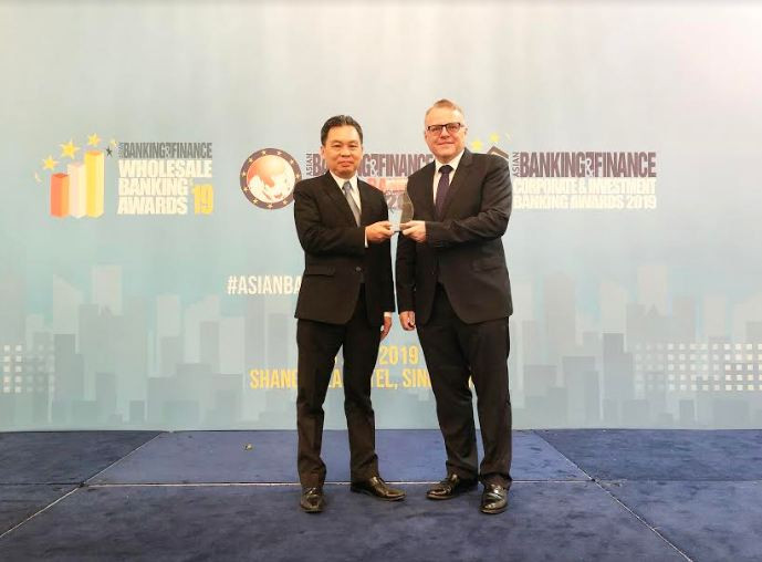 HDBank nhận giải thưởng “Ngân hàng bán lẻ nội địa tốt nhất năm 2019”