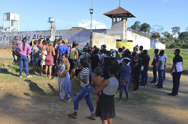 Bạo loạn tại nhà tù Brazil làm 57 người chết, 16 người bị chặt đầu