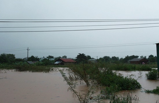 Đắk Lắk: Mưa lớn làm 1 người chết và hàng trăm ngôi nhà bị ngập
