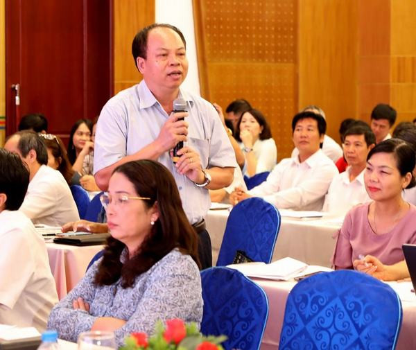 Bộ trưởng Phùng Xuân Nhạ: Cần quan tâm đến giáo dục văn hóa đạo đức cho học sinh