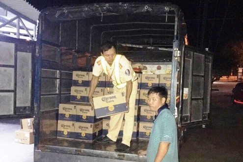 Thừa Thiên-Huế: Thu giữ hàng nghìn chai bia, rượu không rõ nguồn gốc