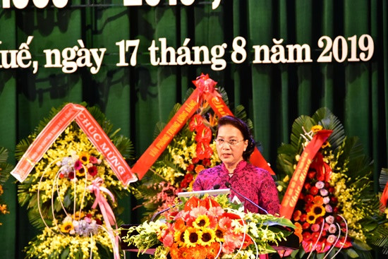 TT-Huế đón nhận Huân chương Độc lập hạng Nhất dịp kỷ niệm 30 năm tái lập tỉnh