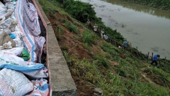  Thanh Hóa: Mất ăn mất ngủ vì mưa lớn, nước dâng cao