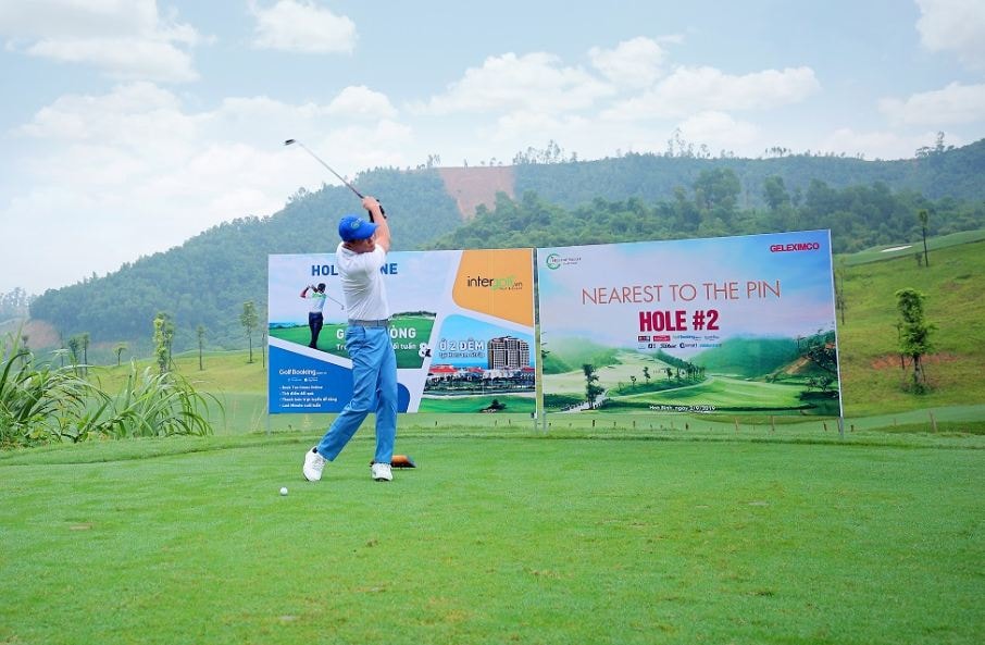 Khai trương Geleximco Hilltop Valley - sân golf độc đáo bậc nhất Việt Nam