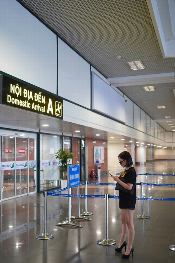 Bà trùm ‘Hương Ga’ Trương Ngọc Ánh xuất hiện cùng đàn em tại sân bay