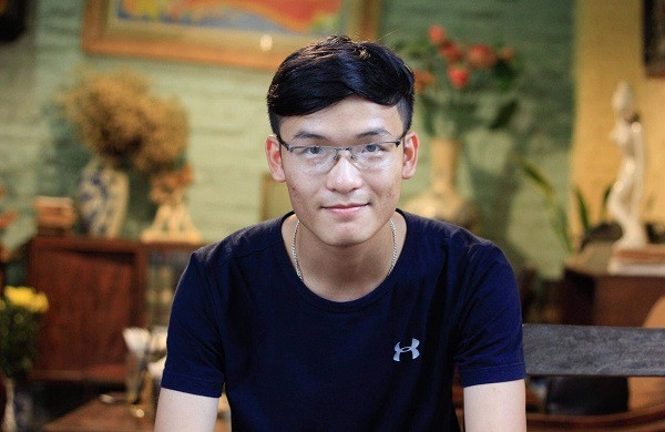 Chàng sinh viên năm cuối ĐH Ngoại thương Hà Nội giành Huy chương Đồng Excel thế giới