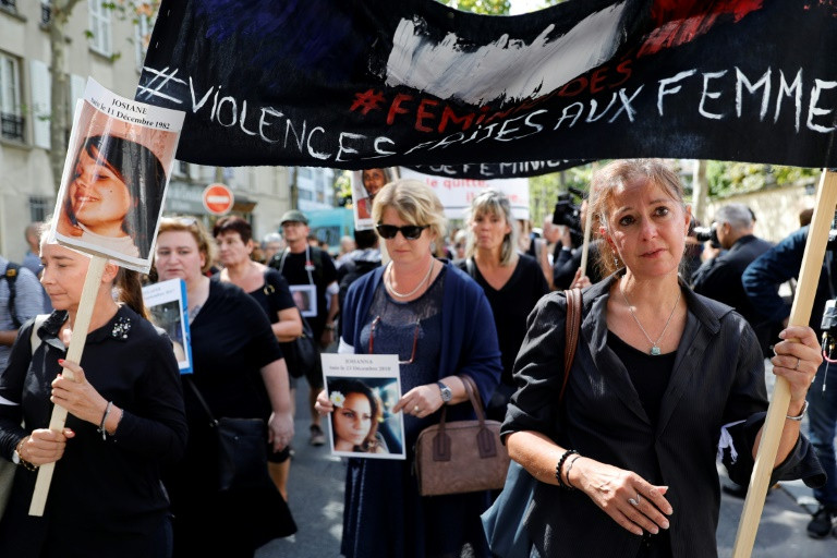 Pháp gặp khó khăn trong ngăn chặn bạo lực gia đình
