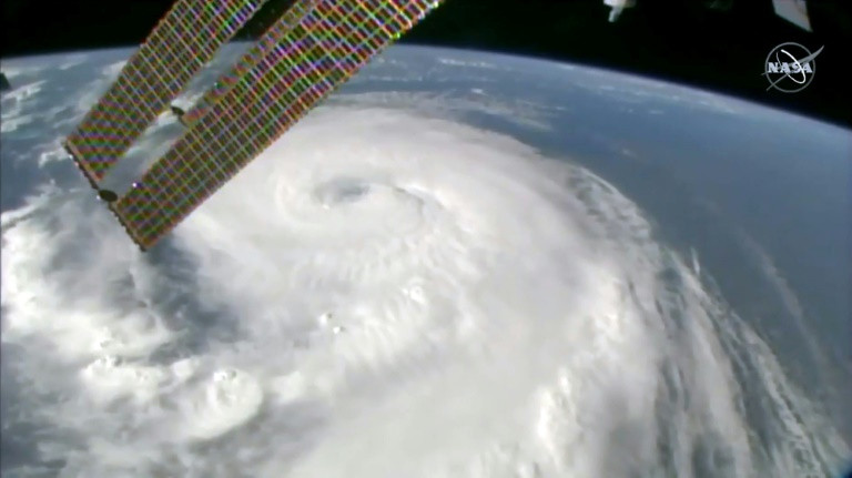 Siêu bão Dorian mạnh trở lại và tấn công bờ biển phía Đông Hoa Kỳ