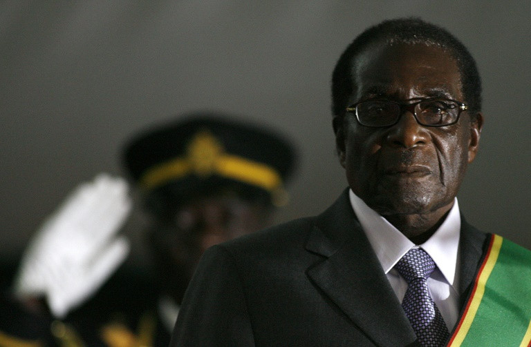 Cựu Tổng thống quyền lực của Zimbabwe Robert Mugabe qua đời ở tuổi 95