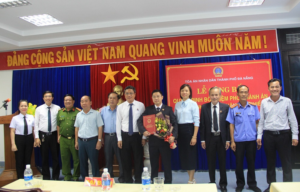 TAND TP Đà Nẵng: Trao quyết định bổ nhiệm Phó Chánh án quận Liên Chiểu