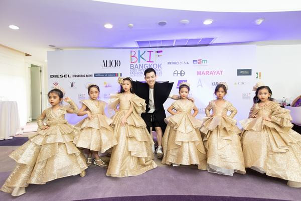 BST Helios - thương hiệu Đắc Ngọc Designer House xứng đáng vị trí top 1 tại sàn diễn Bangkok Kids International Fashion Show 2019?