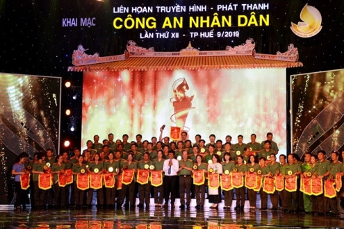 Khai mạc Liên hoan Truyền hình, phát thanh Công an nhân dân lần thứ XII diễn ra tại Huế