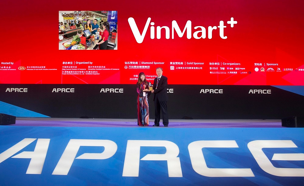 Liên đoàn hiệp hội bán lẻ châu Á trao giải “Nhà bán lẻ xanh” cho VinMart & VinMart+