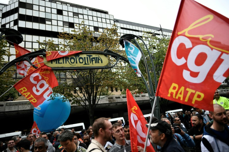 Pháp: Giao thông Paris ùn tắc vì đình công