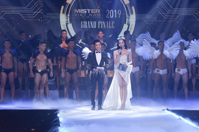Mister Việt Nam 2019 bất ngờ vinh danh 2 Quán quân