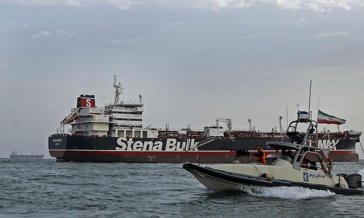 Vụ Iran bắt giữ tàu chở dầu Anh: Stena Impero đã rời cảng Iran