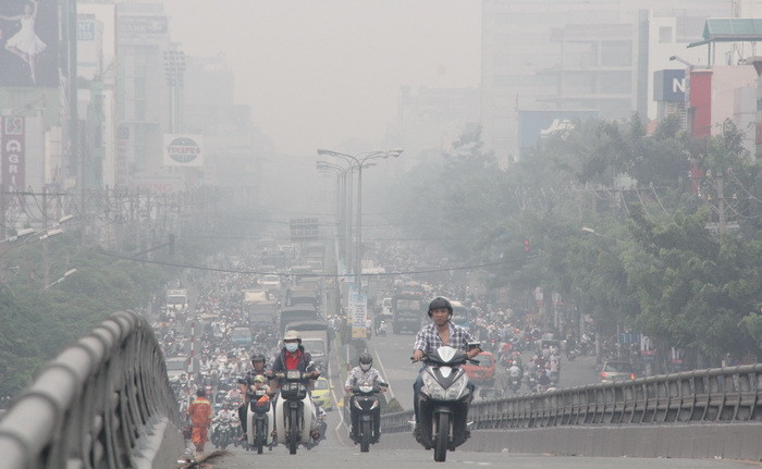 Bảo vệ sức khỏe như thế nào trước vấn nạn ô nhiễm không khí?