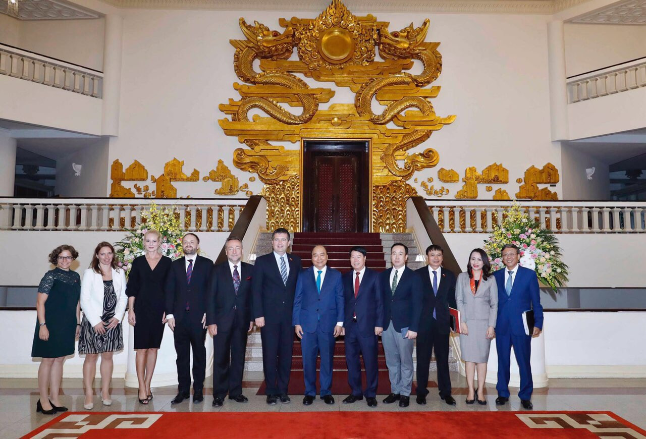 Thủ tướng ủng hộ sớm mở đường bay trực tiếp Việt Nam – Séc