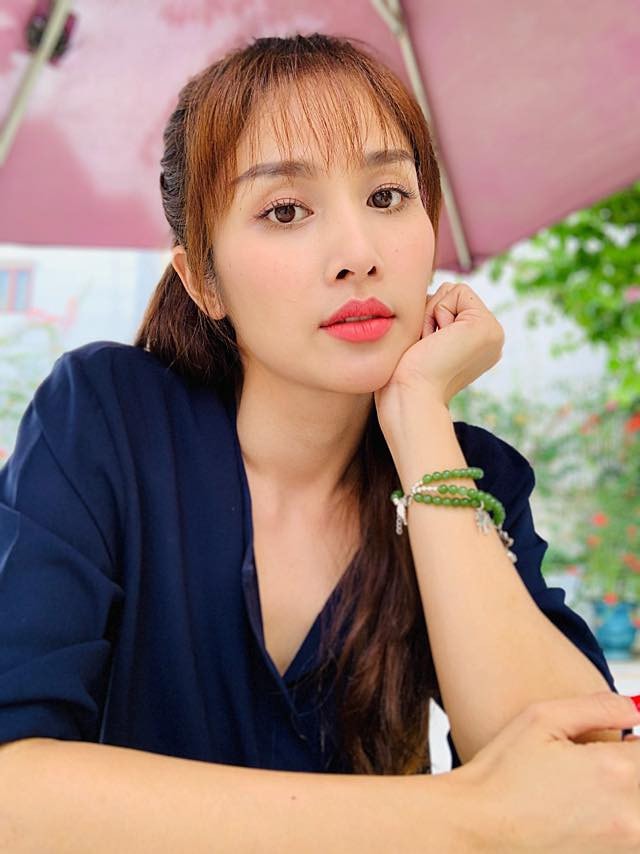 vo-ke-nhan-sac-nong-bong-cua-cau-ba-khai-duy-la-ai-9-ngoisao.vn-w640-h854 5