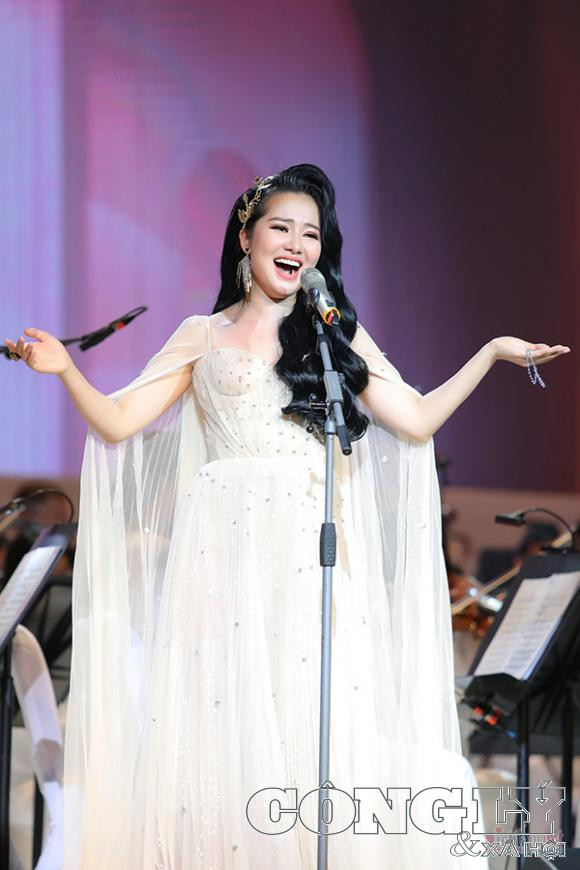anh1-w600-h900.jpg