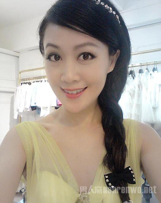 'Chúc Anh Đài' Lương Tiểu Băng: Hôn nhân viên mãn bên chồng bất tài vẫn không tránh khỏi xuống sắc ở tuổi 50 vì lý do đầy xót xa 8