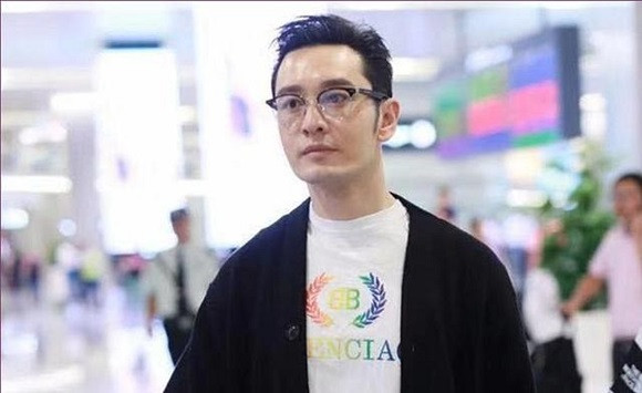Huỳnh Hiểu Minh bị Angelababy đuổi ra khỏi nhà, xoá tên khỏi công ty mà hai người thành lập? 2 Huỳnh Hiểu Minh bị Angelababy đuổi ra khỏi nhà, xoá tên khỏi công ty mà hai người thành lập? 2