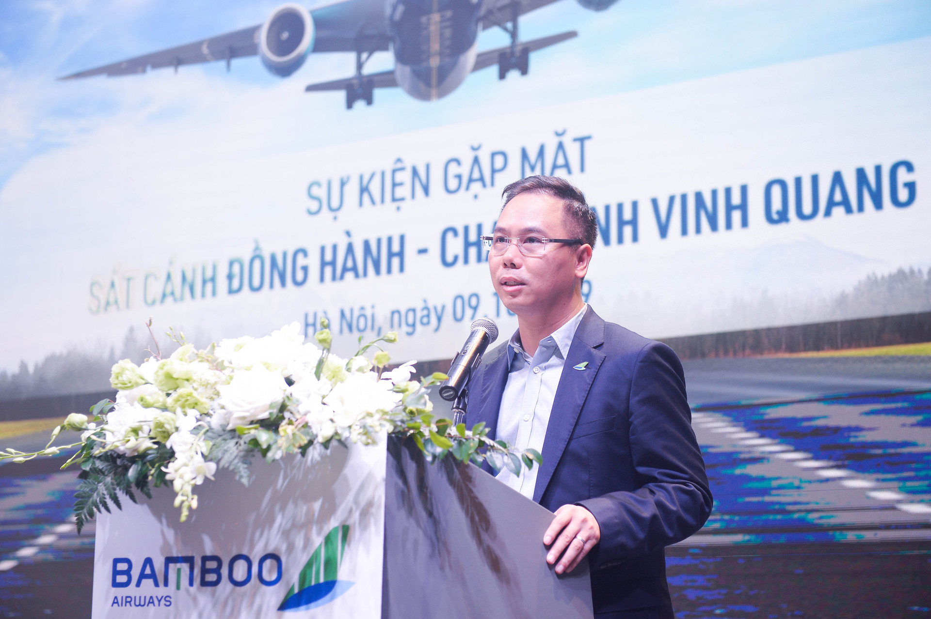 Bamboo Airways tổ chức sự kiện vinh danh top 100 đại lý xuất sắc nhất 3 miền