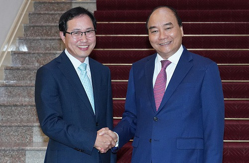 Thủ tướng đề nghị Samsung hỗ trợ đào tạo và chuyển giao công nghệ cho DN Việt Nam