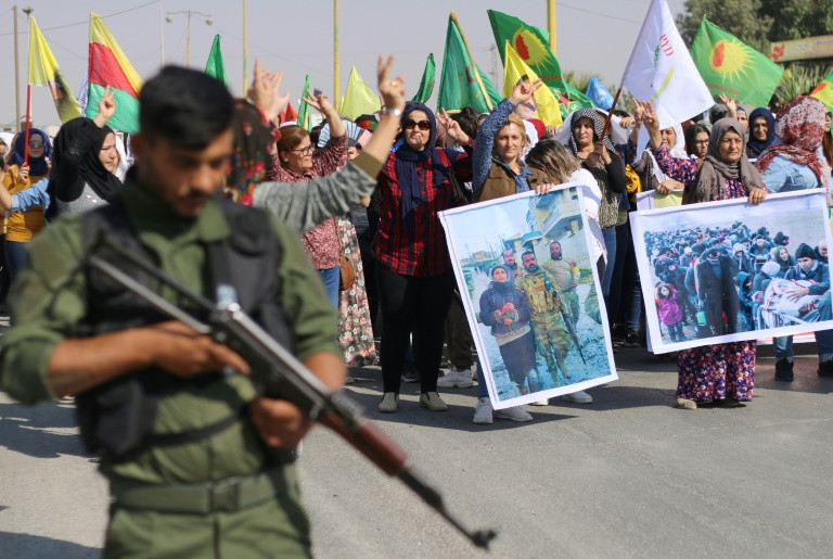 Thổ Nhĩ Kỳ tăng cường tấn công người Kurd ở Syria bất chấp những đe dọa trừng phạt