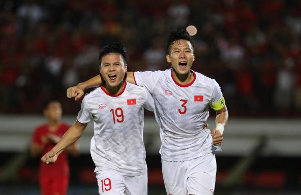 Tuyển Việt Nam thăng hoa thắng 3-1 trước Indonesia