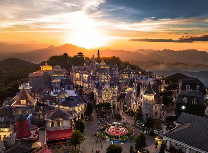 Sun World Ba Na Hills nhận giải thưởng “Công viên chủ đề hàng đầu Việt Nam”