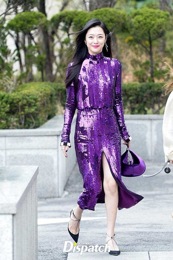 Những lần mặc đẹp như công chúa của Sulli, gây thương nhớ với người hâm mộ 2