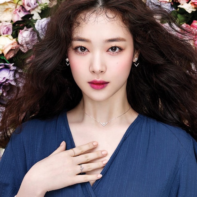 tieu-su-ca-si-sulli-choi-f-x-9137-1571041990451252066546-ngoisao.vn-w660-h660 1