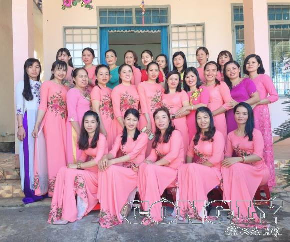 BAI MAM NON. ANH 1.jpg