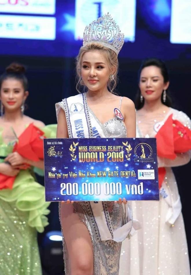 Ngân 98 mua giải 0