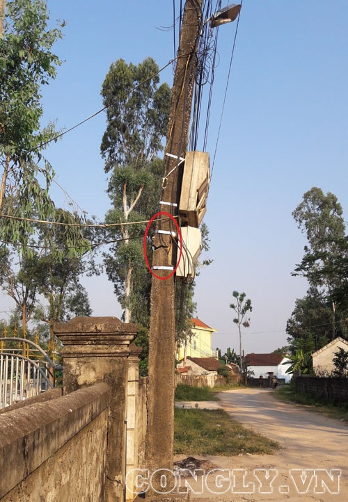 Nghệ An: Hạ tầng điện lưới xuống cấp, đe dọa tính mạng của người dân
