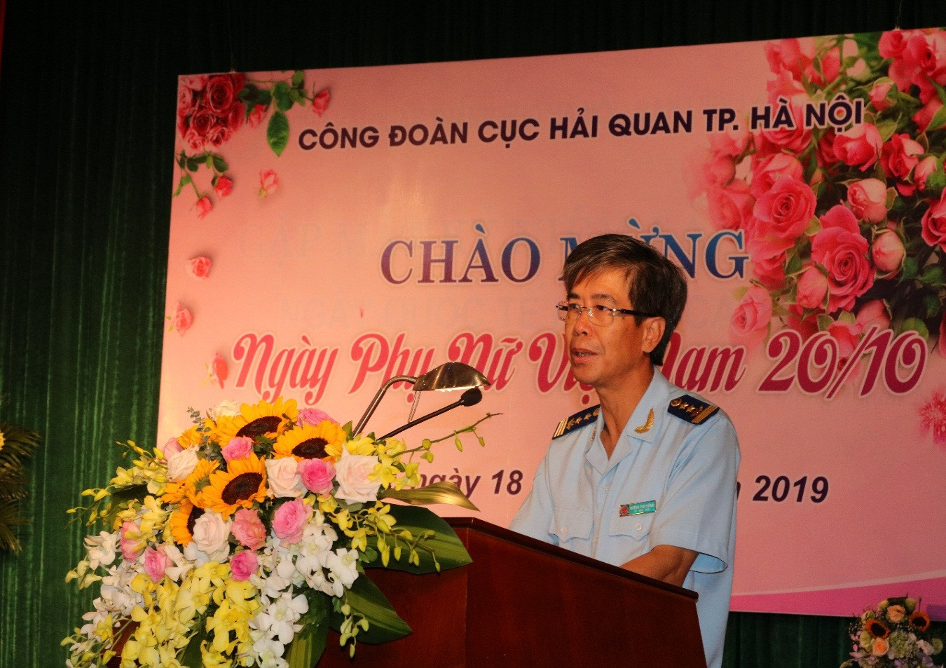 hai-quan-ha-noi-w1350-h953.jpg