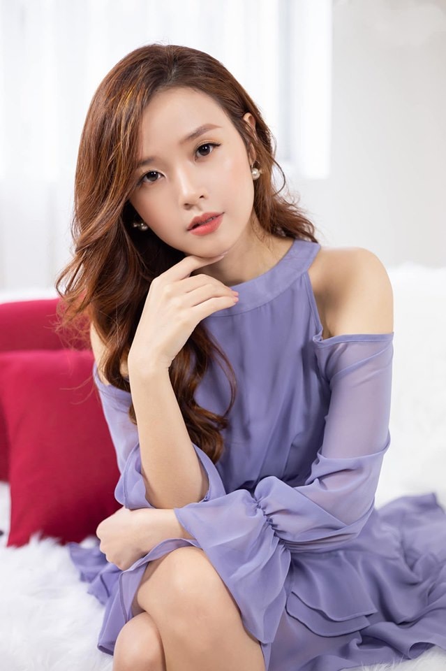 Tung loạt ảnh đậm chất bánh bèo, Midu xinh đẹp miễn chê 0