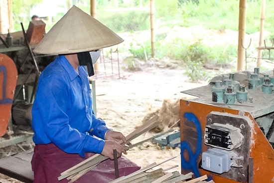 Mơ phù hoa, sơn nữ suýt “vùi thân” nơi đất khách