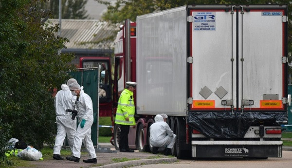 Thủ tướng chỉ đạo xác minh vụ 39 người chết trong container tại Anh