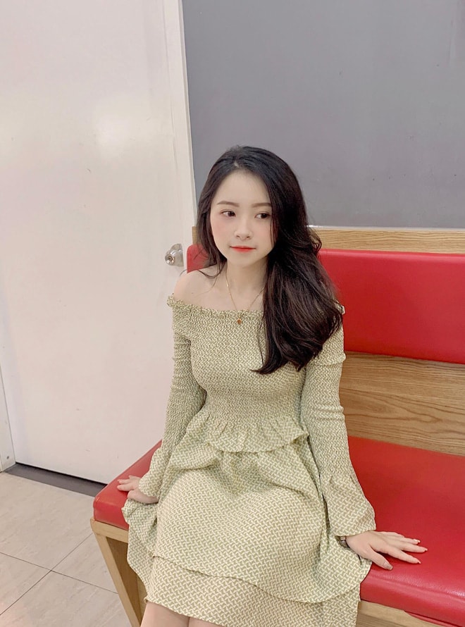 chân dung cô giáo bị chụp lén 8