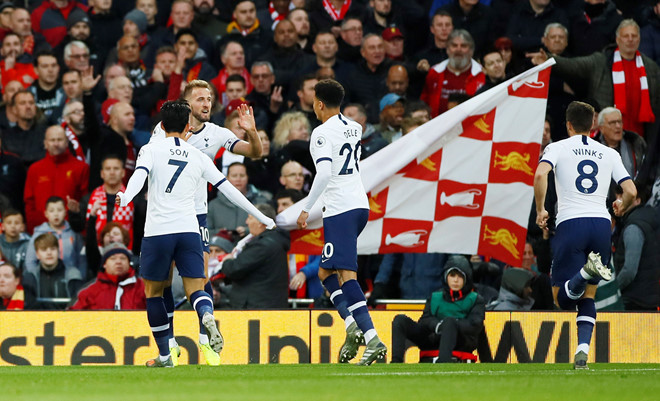 Điểm nhấn Liverpool 2-1 Tottenham: Bản lĩnh nhà vua, ngai vàng vẫy gọi ?