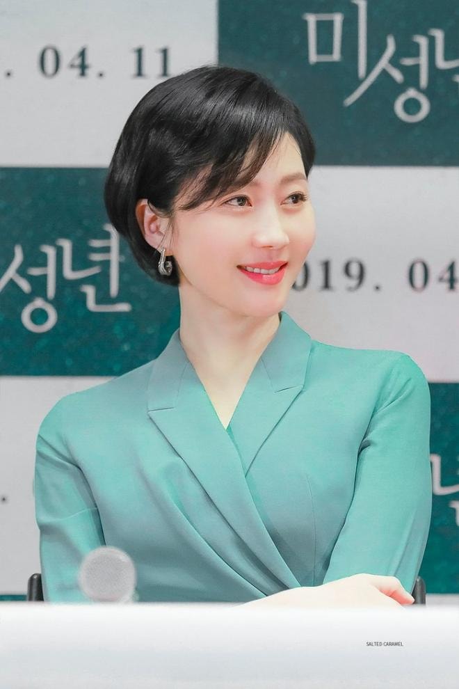 Giữa 1 rừng mỹ nhân, nhan sắc thời trẻ của tình cũ Jang Dong Gun khiến netizen xứ Hàn phải kinh ngạc 2
