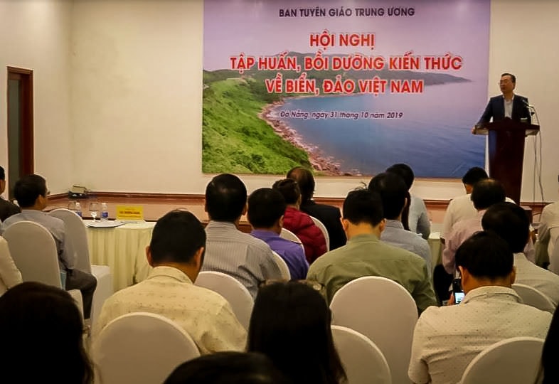 Hội nghị bồi dưỡng kiến thức về biển, đảo cho phóng viên báo chí