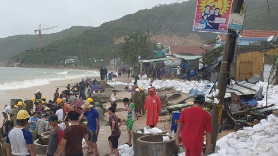 Bình Định, Phú Yên khẩn trương khắc phục hậu quả cơn bão số 5
