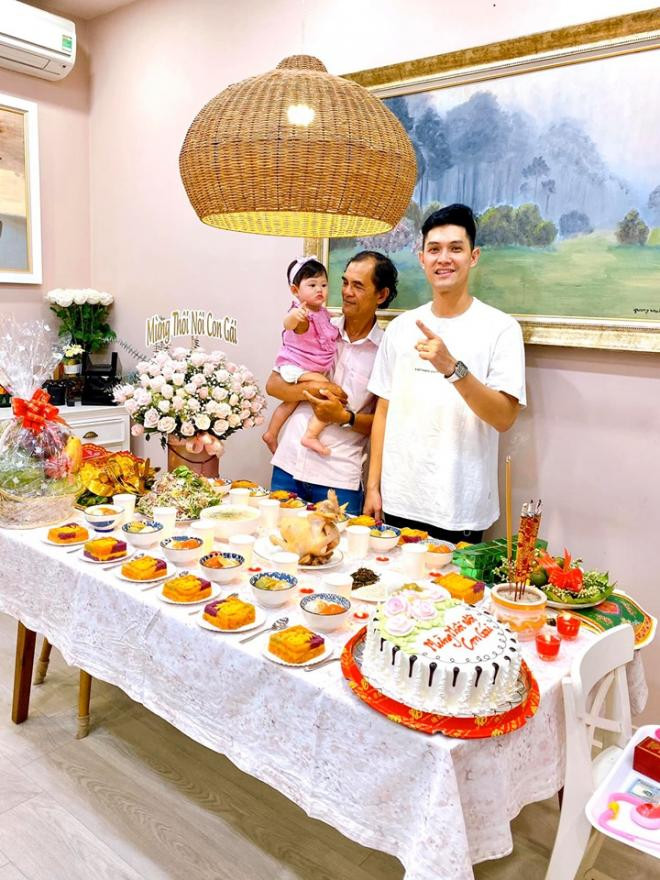 Thôi nôi cháu gái Quang Vinh  2