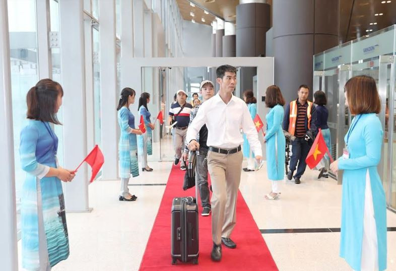 “Cơn mưa” ưu đãi cho khách hàng bay chặng Vân Đồn – Đà Nẵng