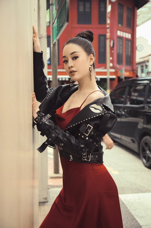 Người đẹp được yêu thích nhất Miss World Vietnam khoe bộ ảnh cực chất ở Singapore