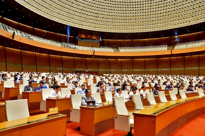 Quốc hội tiếp tục thảo luận báo cáo công tác của các cơ quan tư pháp